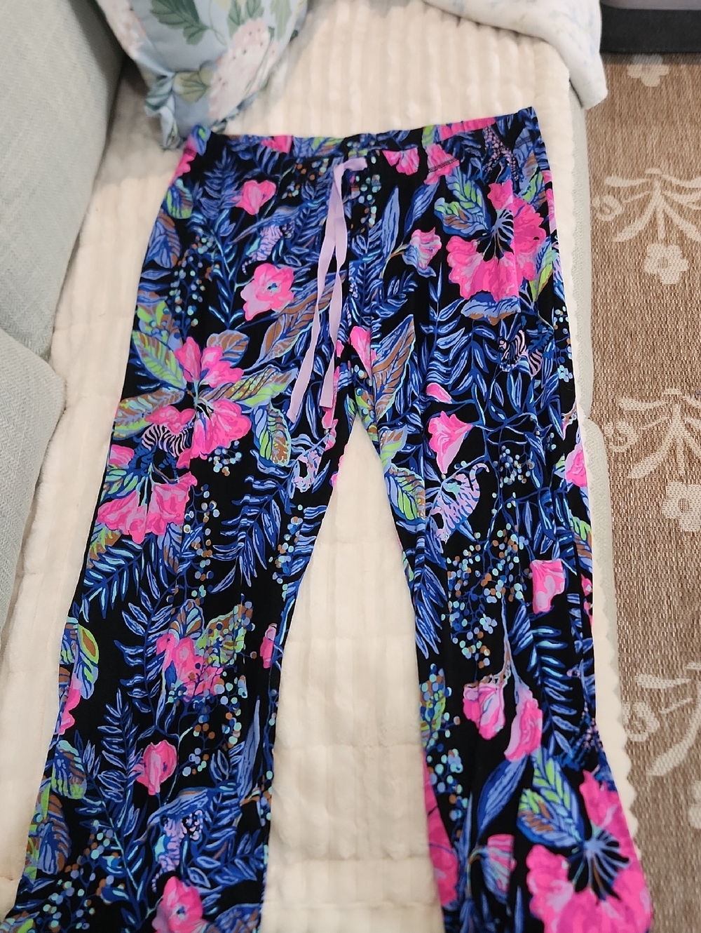 Lilly Pulitzer Multicolor Floral Print (Black, Blue, Pink, Green) Pjs Set